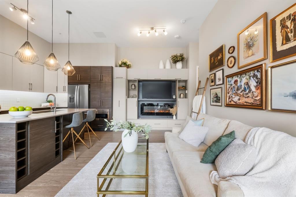 128-122 Mahogany Centre Se, Calgary, AB - Indoor
