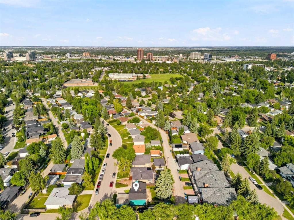 67 Hooke Road Sw, Calgary, AB