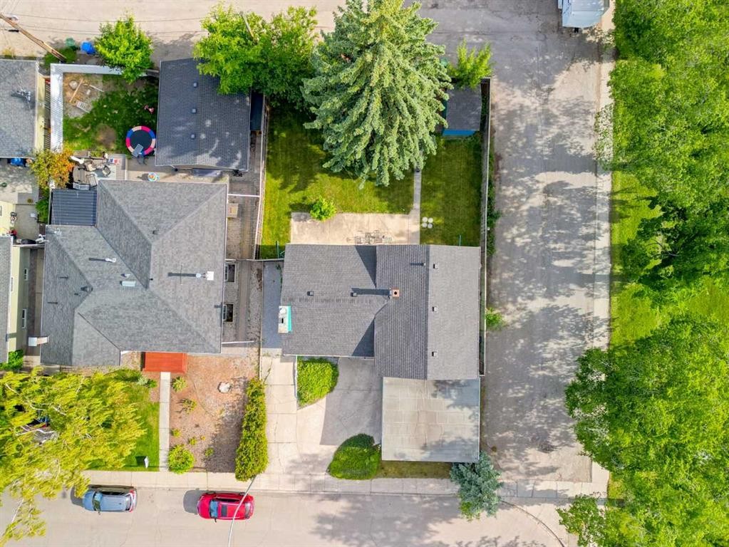 67 Hooke Road Sw, Calgary, AB