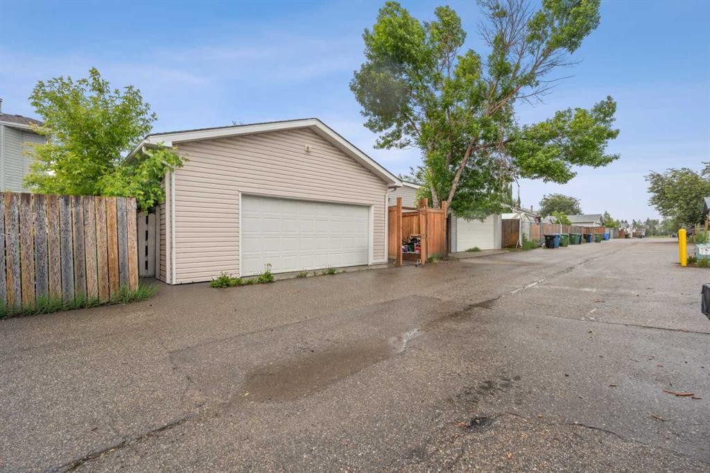 146 Erin Road Se, Calgary, AB