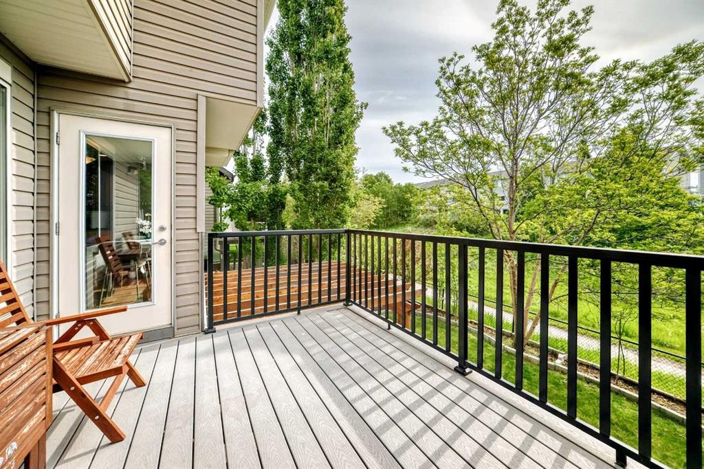 214 Rockyspring Circle Nw, Calgary, AB