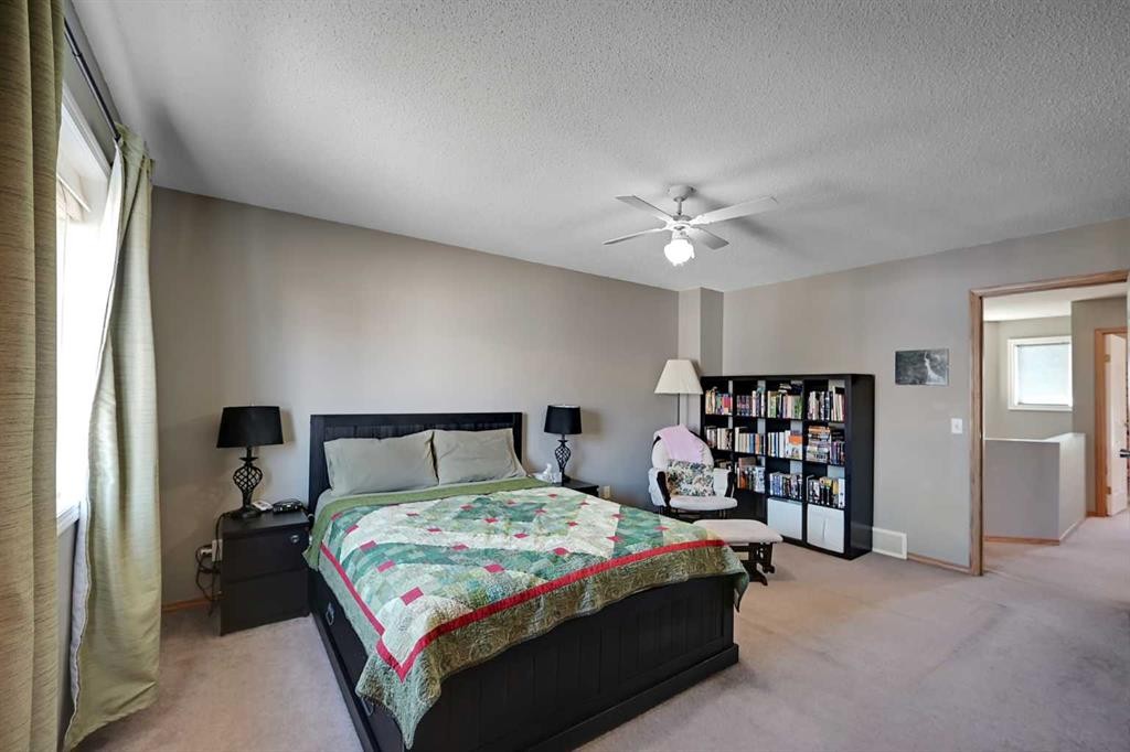 19 Coventry Link Ne, Calgary, AB - Indoor Photo Showing Bedroom