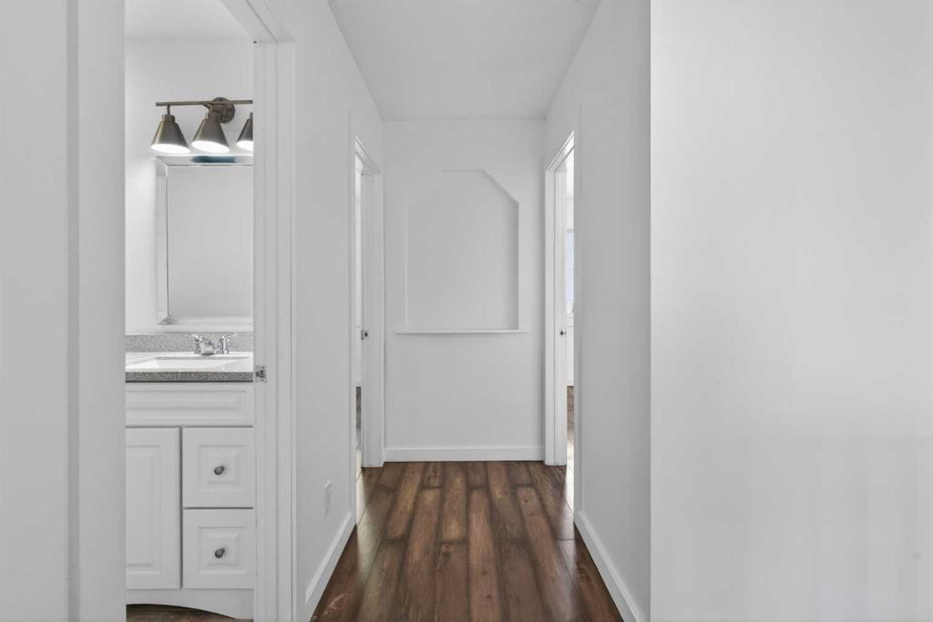1013 Smith Avenue, Crossfield, AB