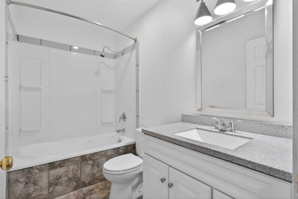 1013 Smith Avenue, Crossfield, AB