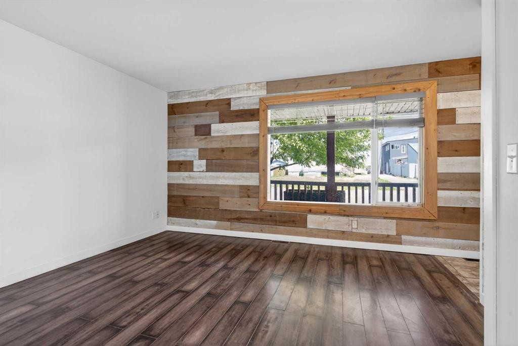 1013 Smith Avenue, Crossfield, AB