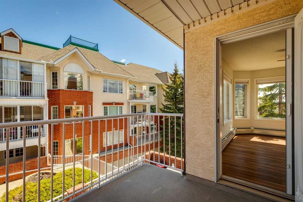1213-1213 Sienna Park Green Sw, Calgary, AB - Outdoor With Balcony With Exterior