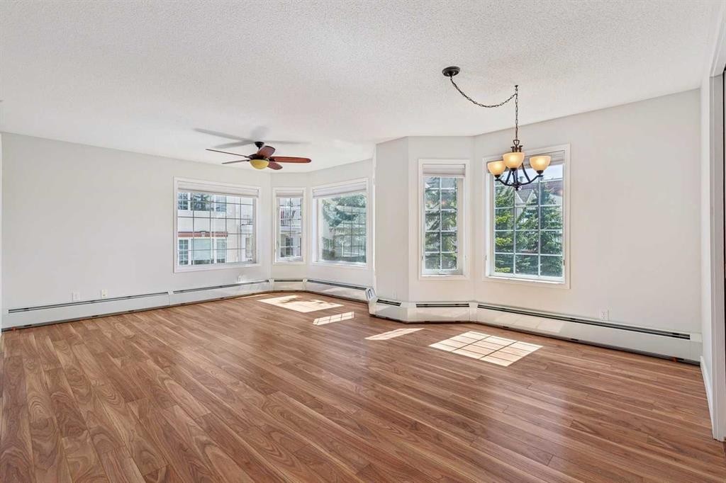 1213-1213 Sienna Park Green Sw, Calgary, AB - Indoor Photo Showing Other Room