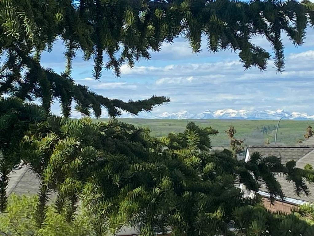 1213-1213 Sienna Park Green Sw, Calgary, AB - Outdoor With View