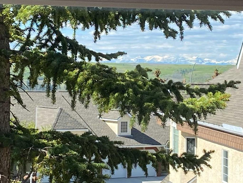 1213-1213 Sienna Park Green Sw, Calgary, AB - Outdoor With View