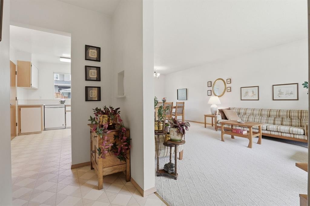 908 30 Avenue Nw, Calgary, AB