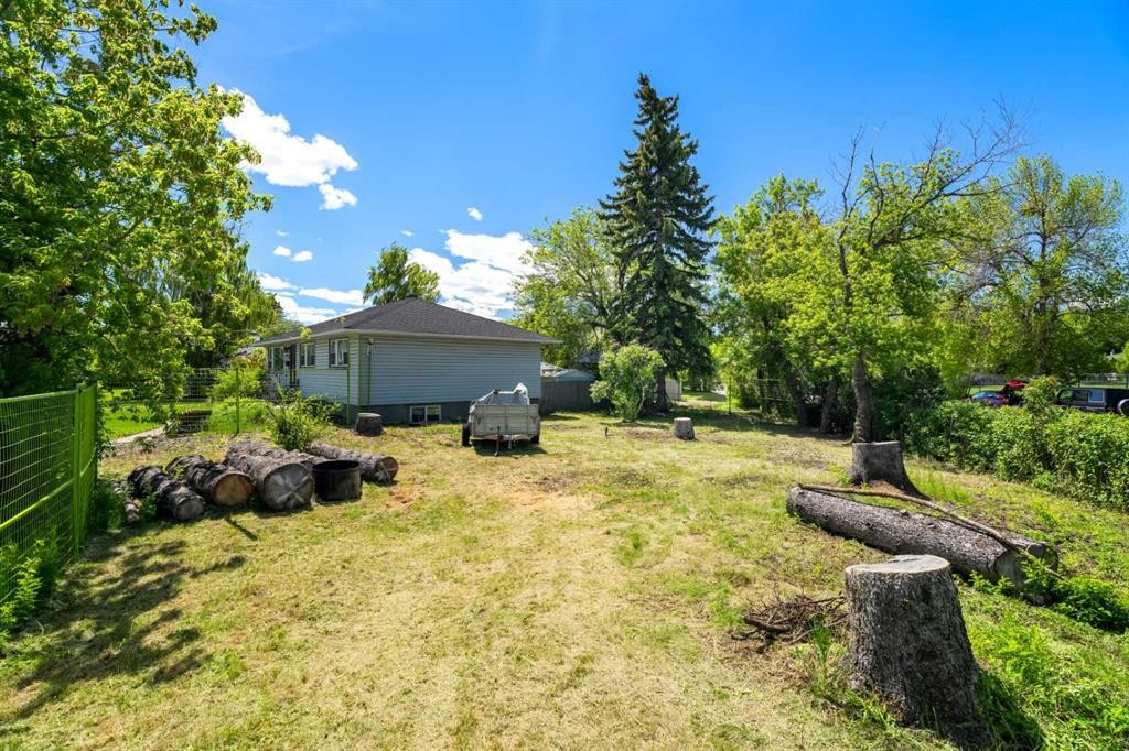 2747 Morley Trail Nw, Calgary, AB