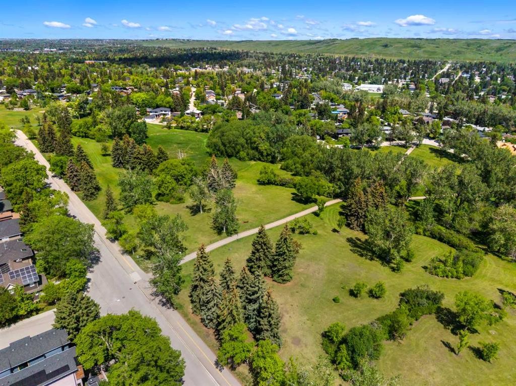 2747 Morley Trail Nw, Calgary, AB