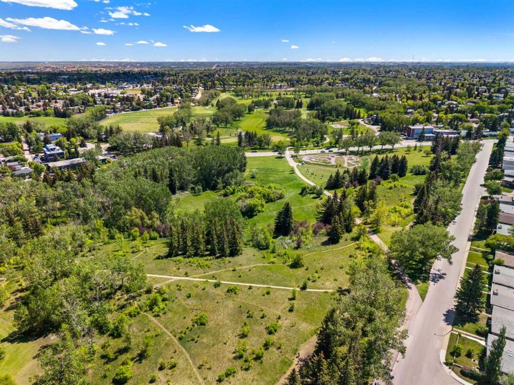 2747 Morley Trail Nw, Calgary, AB
