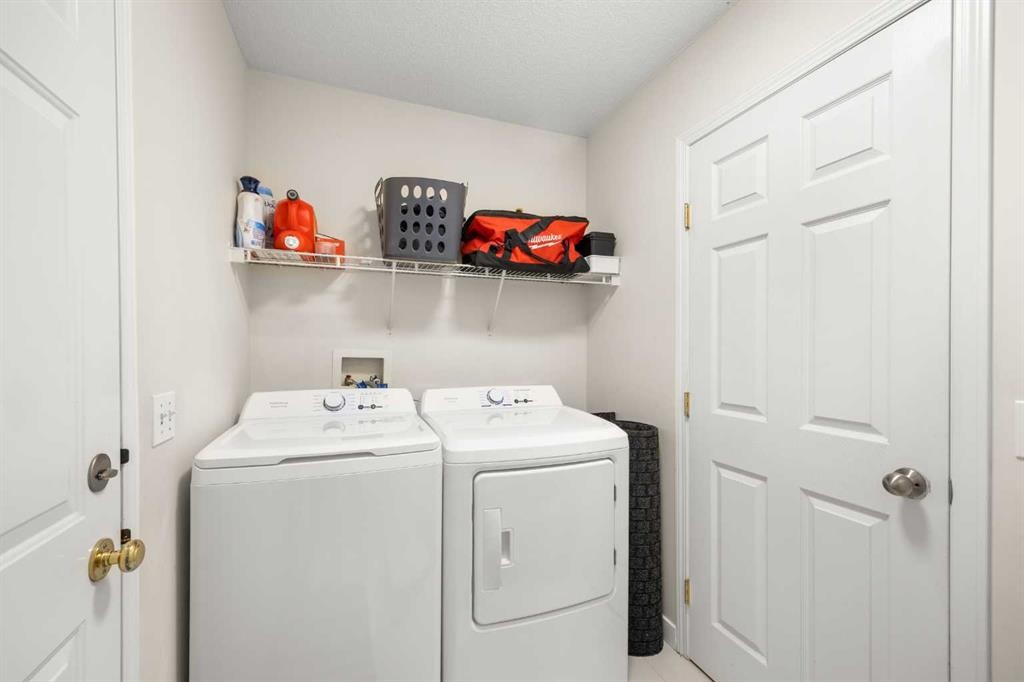 141 Citadel Bluff Close Nw, Calgary, AB