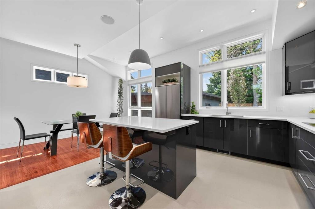 5119 Vallance Crescent Nw, Calgary, AB
