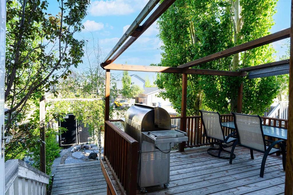 213 Tuscany Valley Green Nw, Calgary, AB - Outdoor With Deck Patio Veranda With Exterior