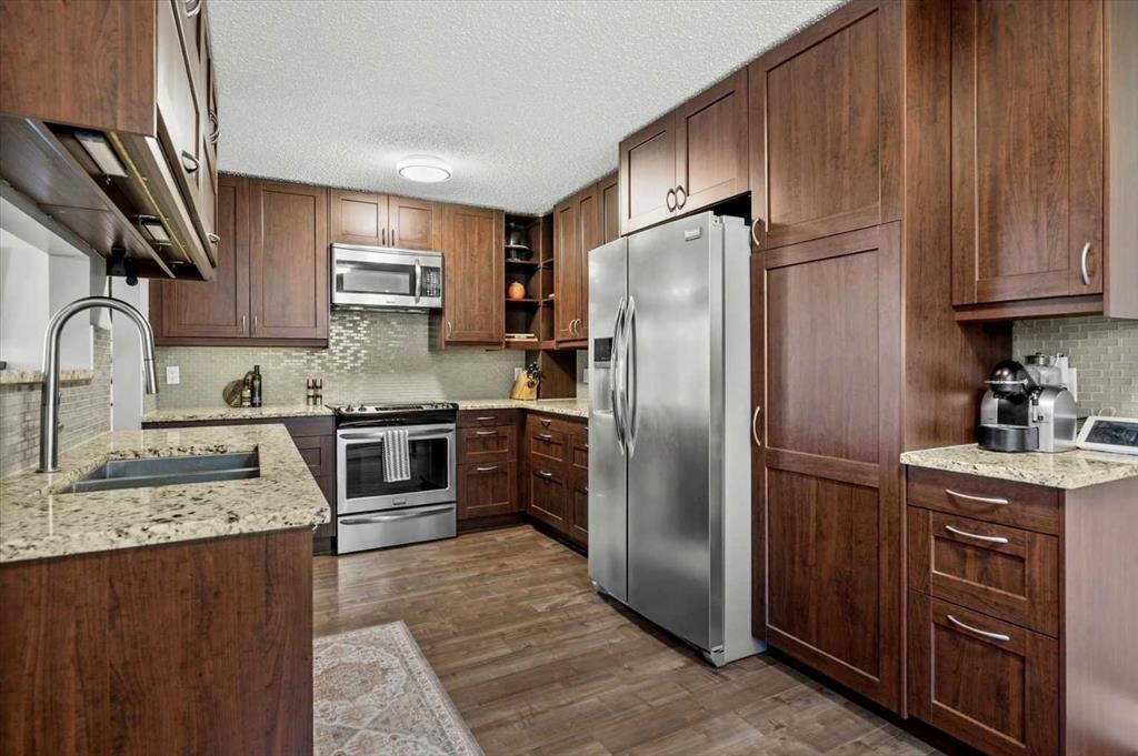 96 Sunhurst Road Se, Calgary, AB