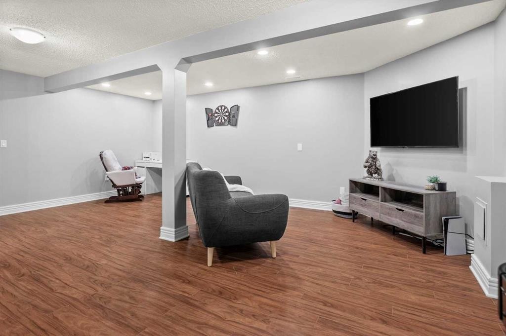 96 Sunhurst Road Se, Calgary, AB