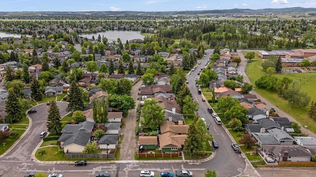 96 Sunhurst Road Se, Calgary, AB