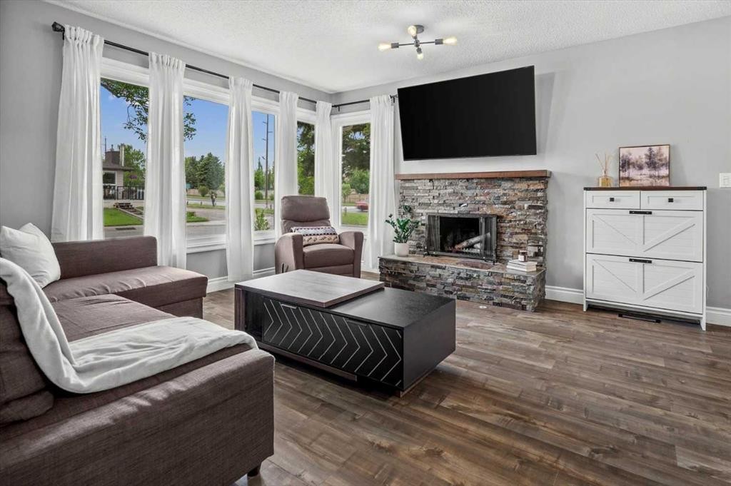 96 Sunhurst Road Se, Calgary, AB