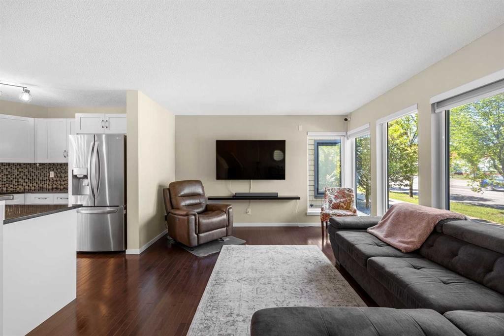 140 Walden Gate Se, Calgary, AB