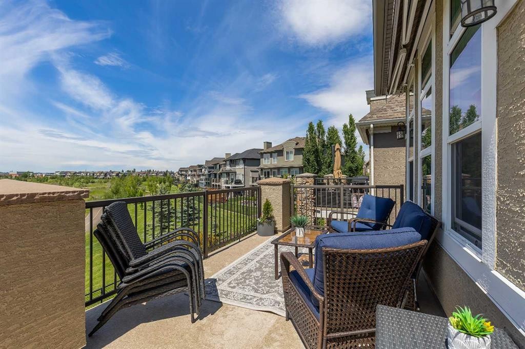 369 Marquis Landing Se, Calgary, AB