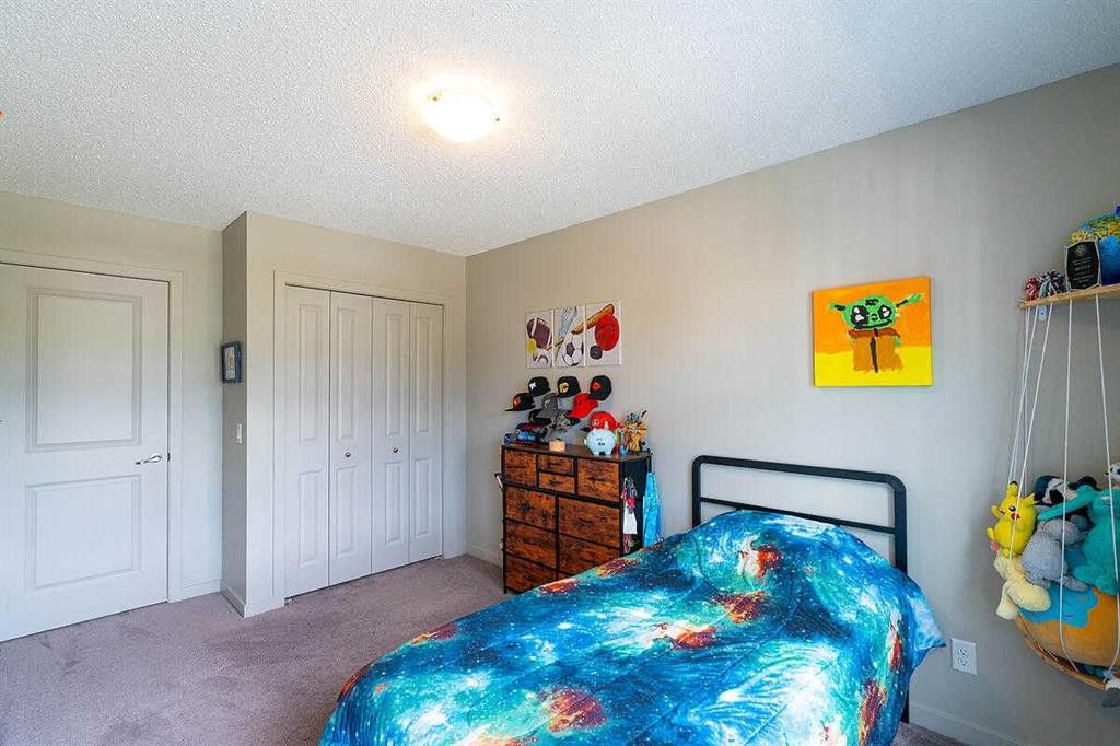 114 River Heights Green, Cochrane, AB