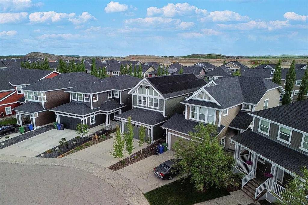 114 River Heights Green, Cochrane, AB