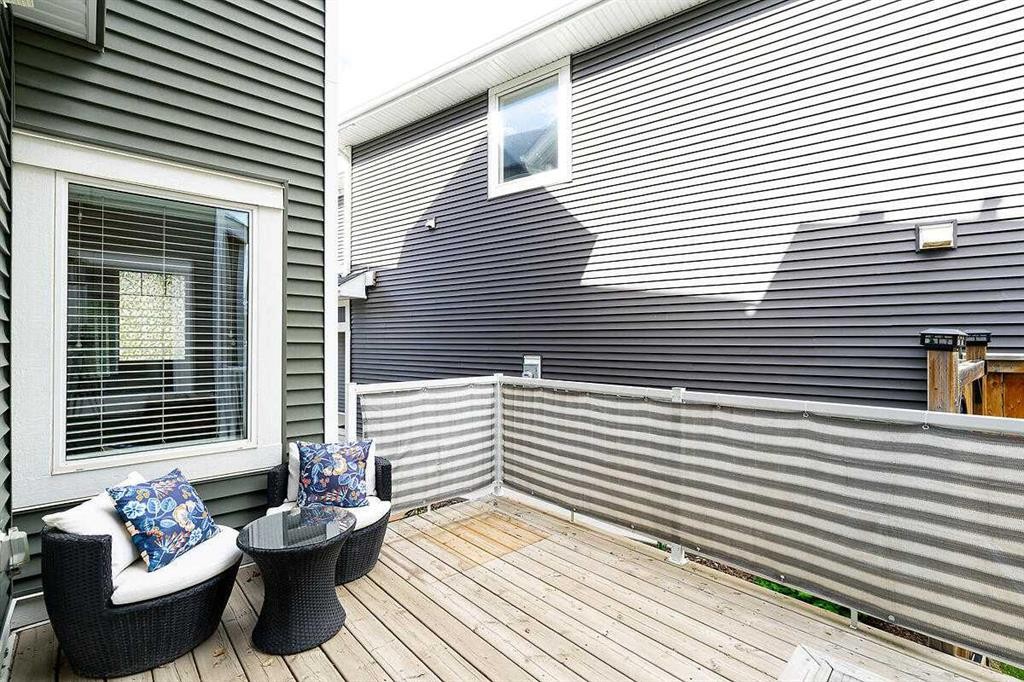 114 River Heights Green, Cochrane, AB