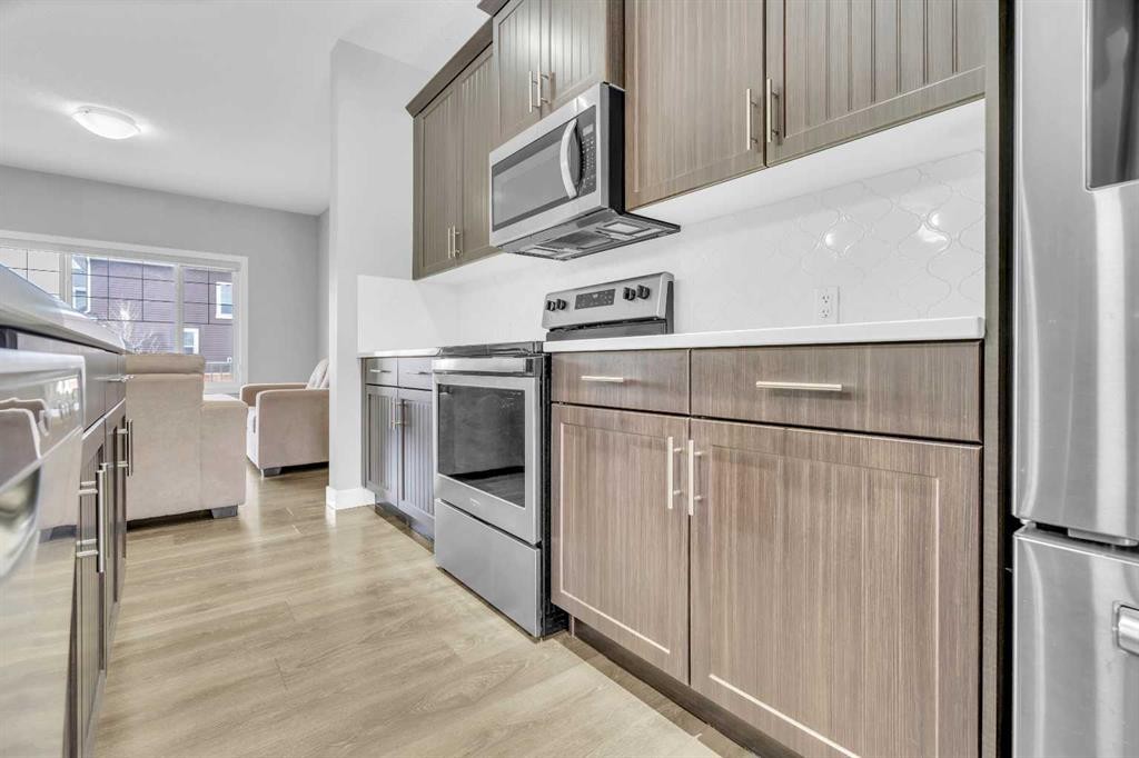 52 Red Embers Manor Ne, Calgary, AB - Indoor Photo Showing Kitchen