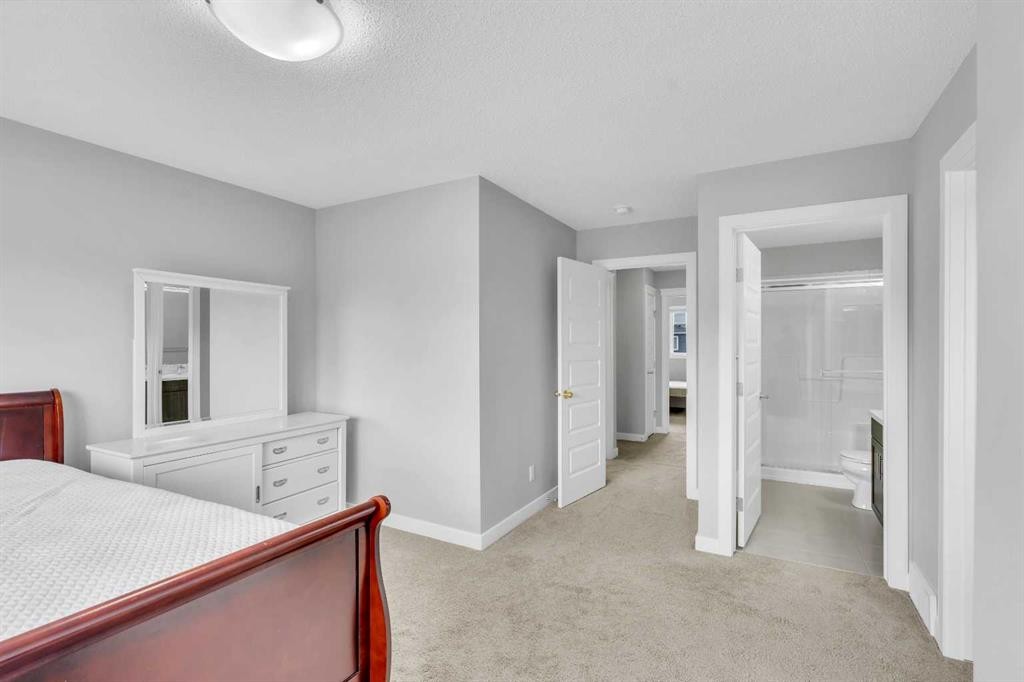 52 Red Embers Manor Ne, Calgary, AB - Indoor Photo Showing Bedroom