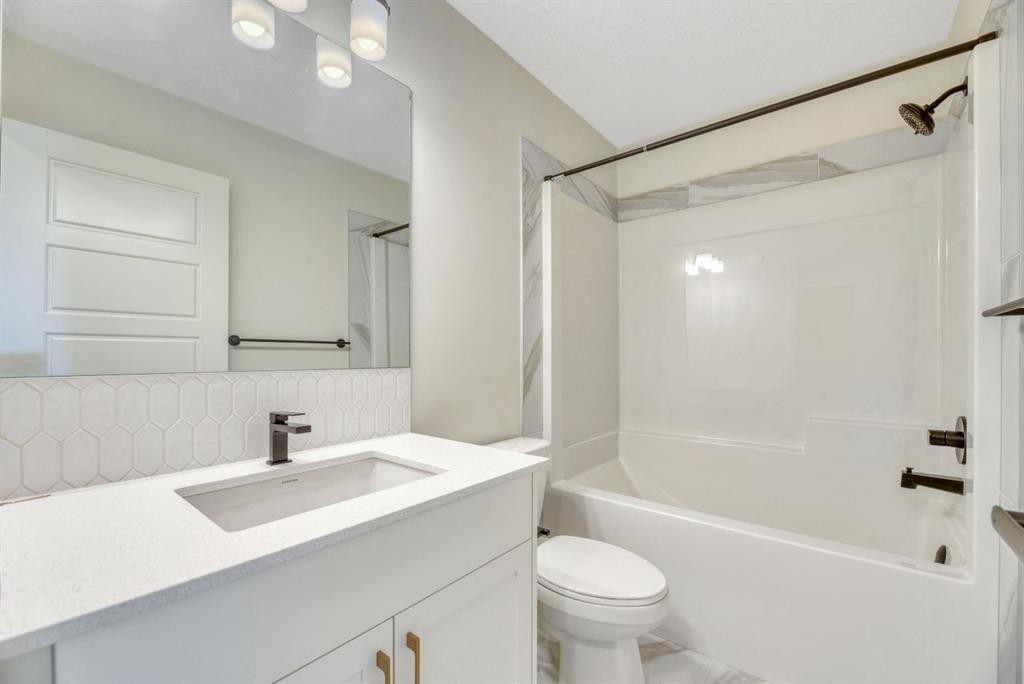 152 Annette Villas Nw, Calgary, AB