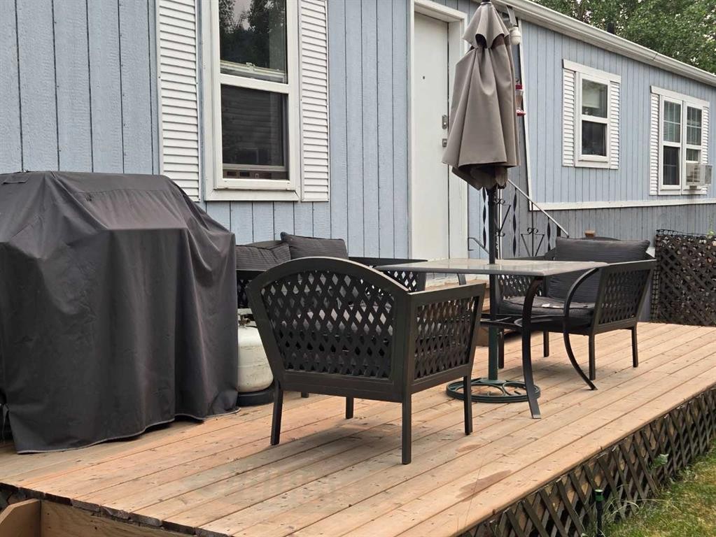 5A-6101 20 Avenue, Coleman, AB - Outdoor With Deck Patio Veranda With Exterior