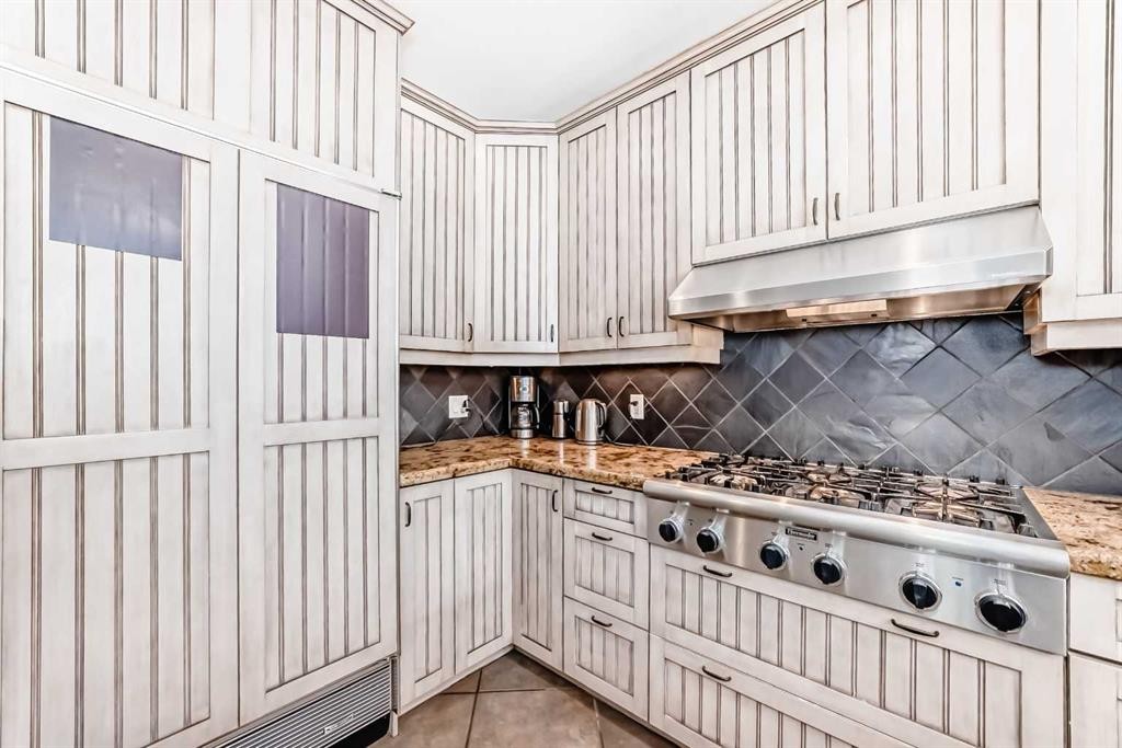 4112 8 Street Sw, Calgary, AB
