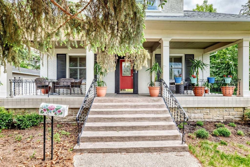 4112 8 Street Sw, Calgary, AB