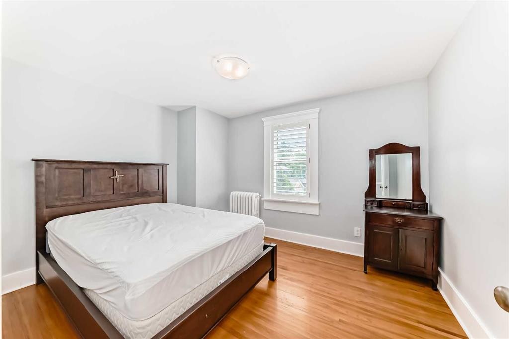 4112 8 Street Sw, Calgary, AB