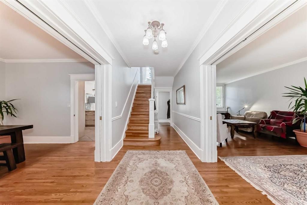 4112 8 Street Sw, Calgary, AB