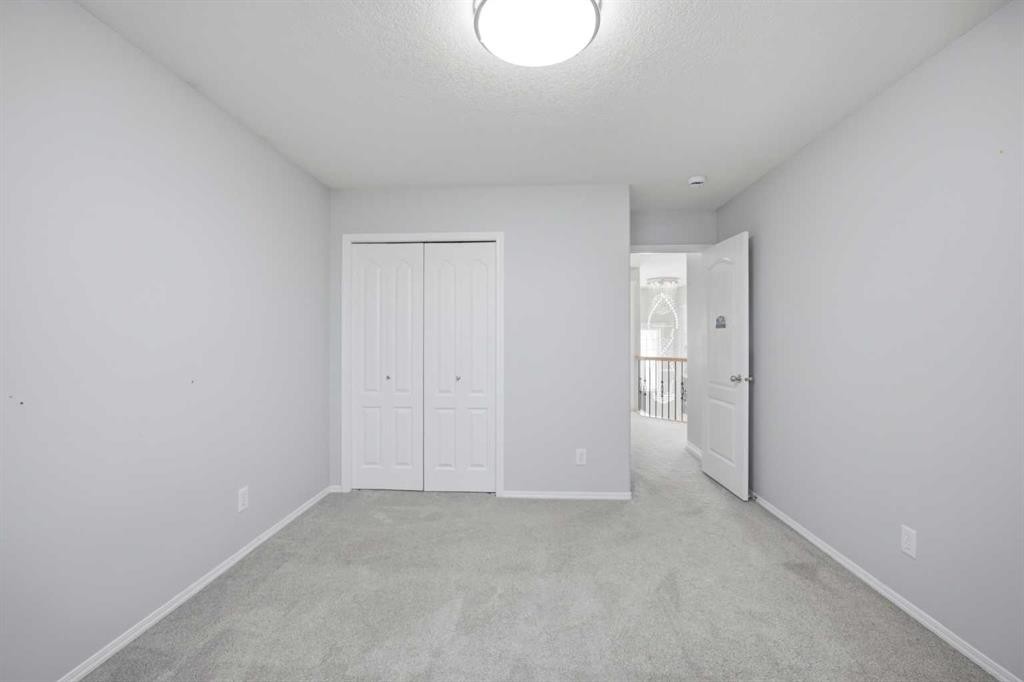 1433 Strathcona Drive Sw, Calgary, AB