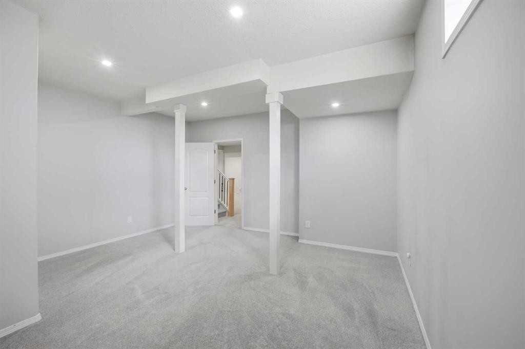 1433 Strathcona Drive Sw, Calgary, AB