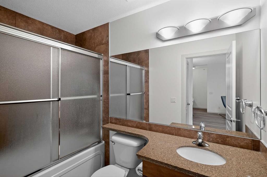 316-30 Cranfield Link Se, Calgary, AB - Indoor Photo Showing Bathroom