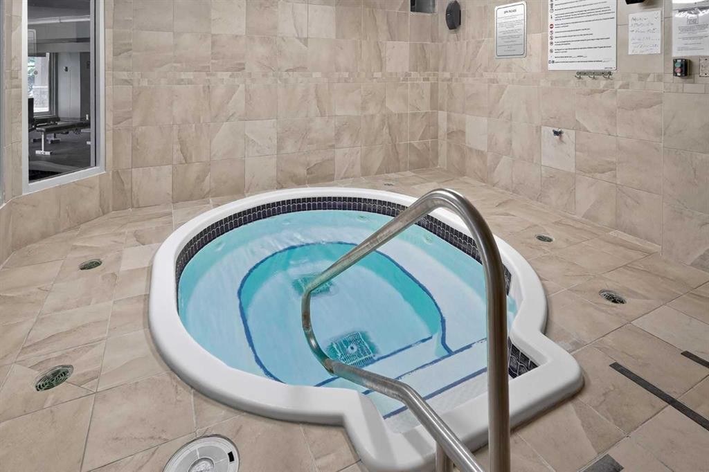 316-30 Cranfield Link Se, Calgary, AB - Indoor Photo Showing Bathroom