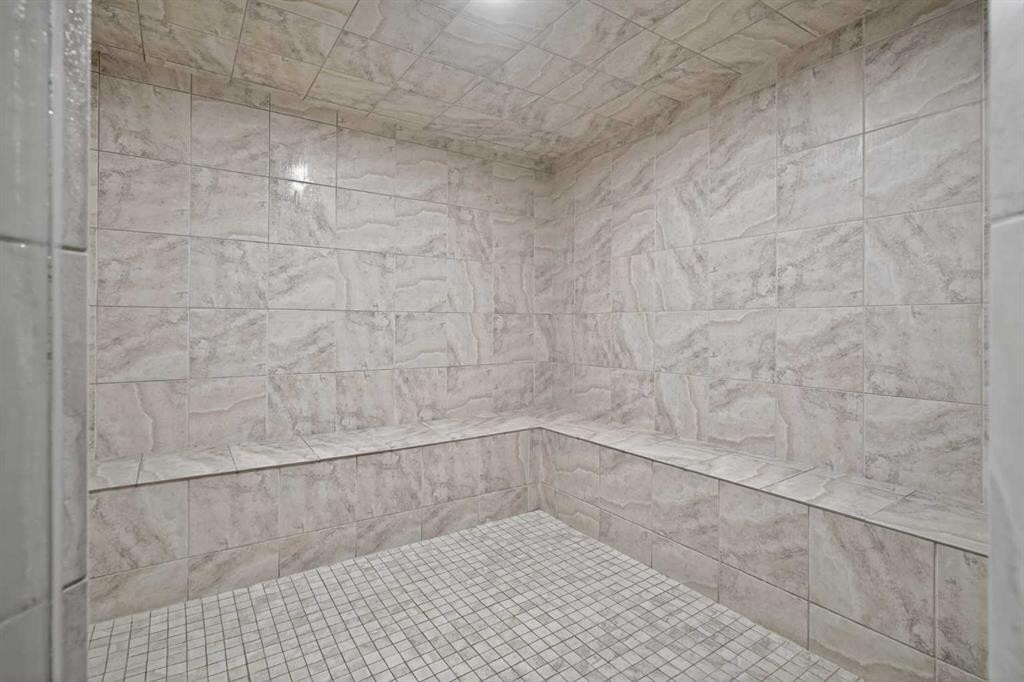 316-30 Cranfield Link Se, Calgary, AB - Indoor Photo Showing Bathroom