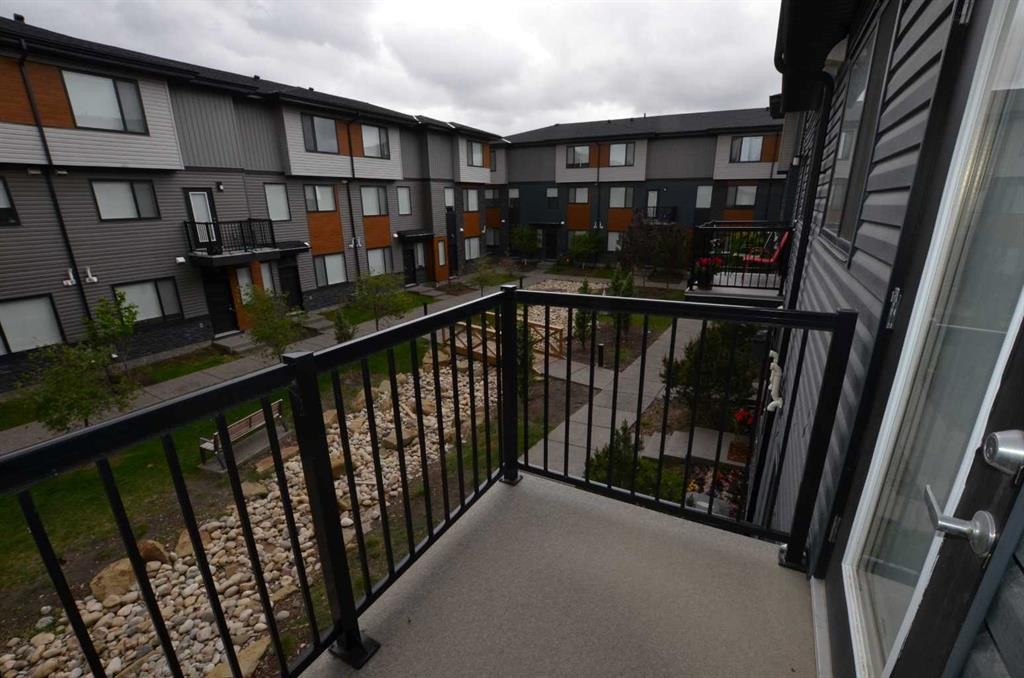 310 Corner Glen Circle Ne, Calgary, AB