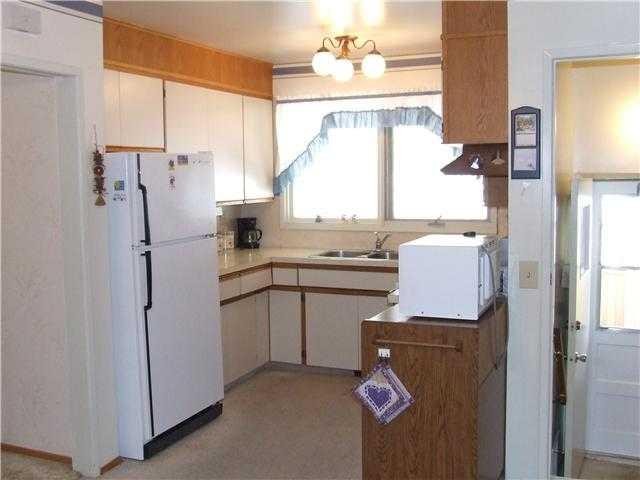 132 Allandale Close Se, Calgary, AB
