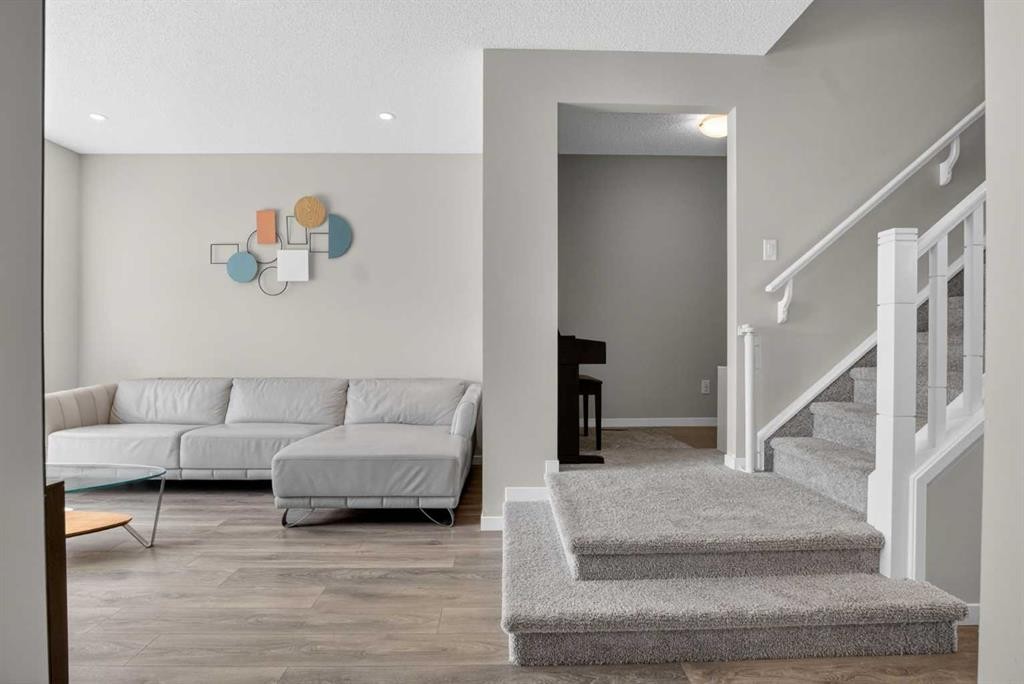 23 Masters Heights Se, Calgary, AB