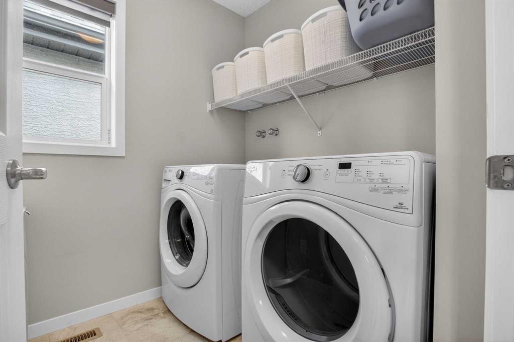 23 Masters Heights Se, Calgary, AB