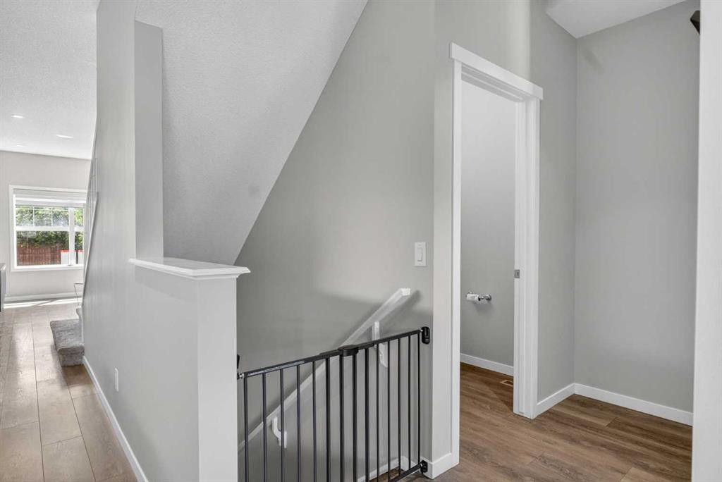 23 Masters Heights Se, Calgary, AB