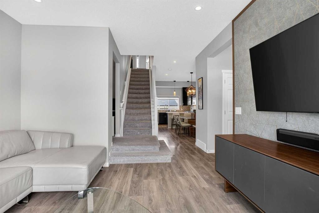 23 Masters Heights Se, Calgary, AB