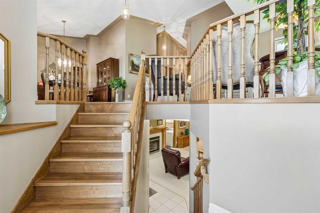 143 Sierra Morena Terrace Sw, Calgary, AB