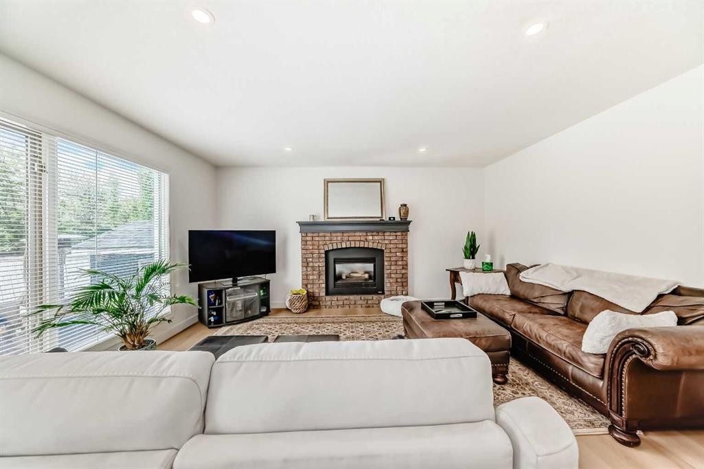 163 Shannon Circle Sw, Calgary, AB